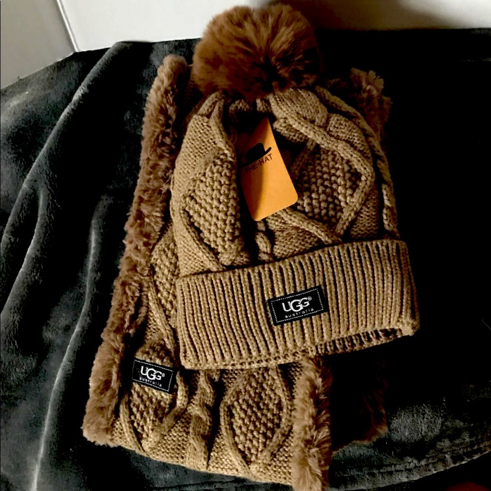 Authentic UGH AUSTRALIA scarf hat oatmeal NWT